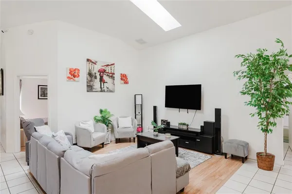 $2,500 | 8859 Fort Jefferson Boulevard, Orlando, FL 32822