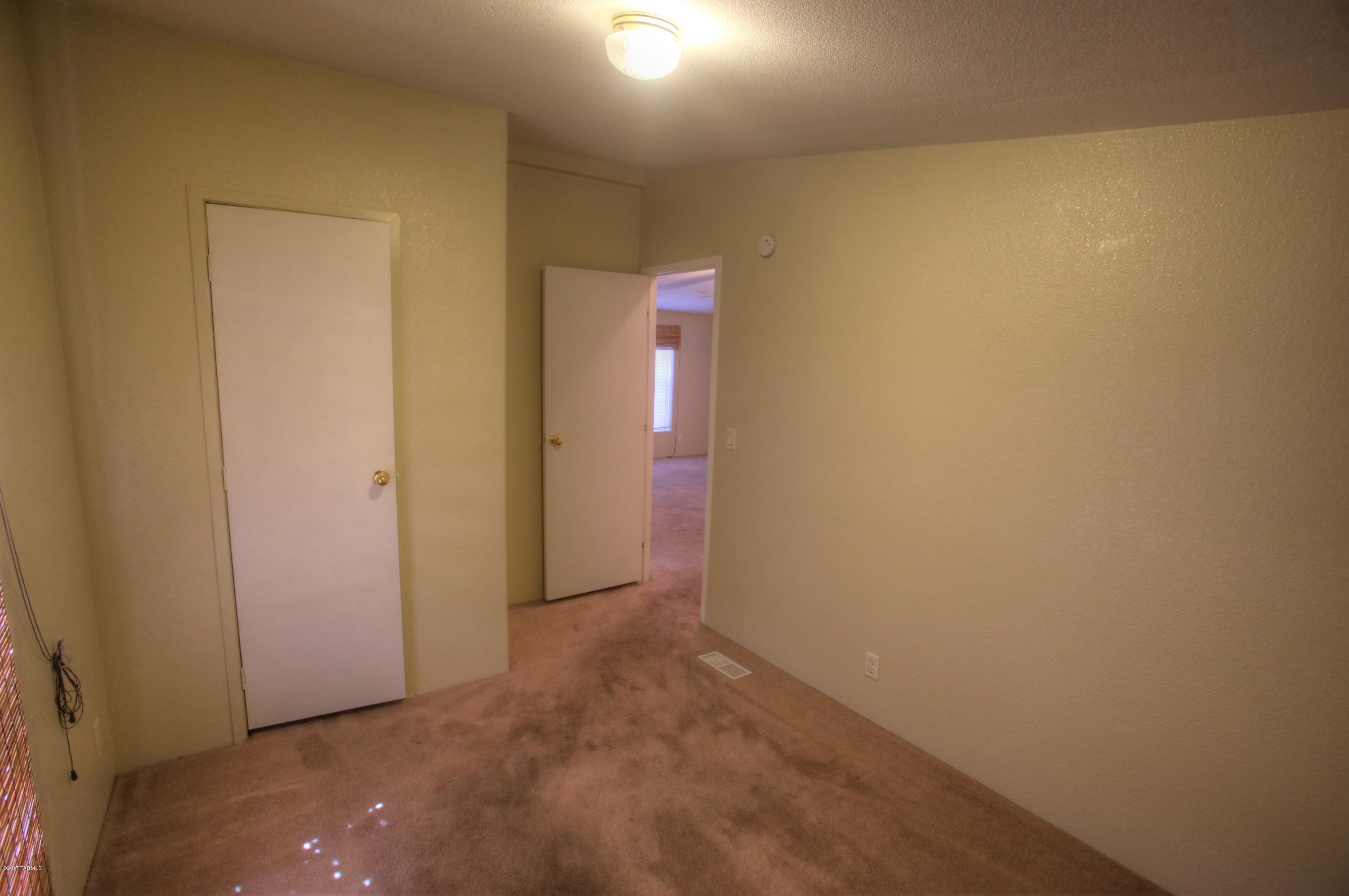 113 East Delano Street Tucson, AZ 85705 - Photo 12 of 16