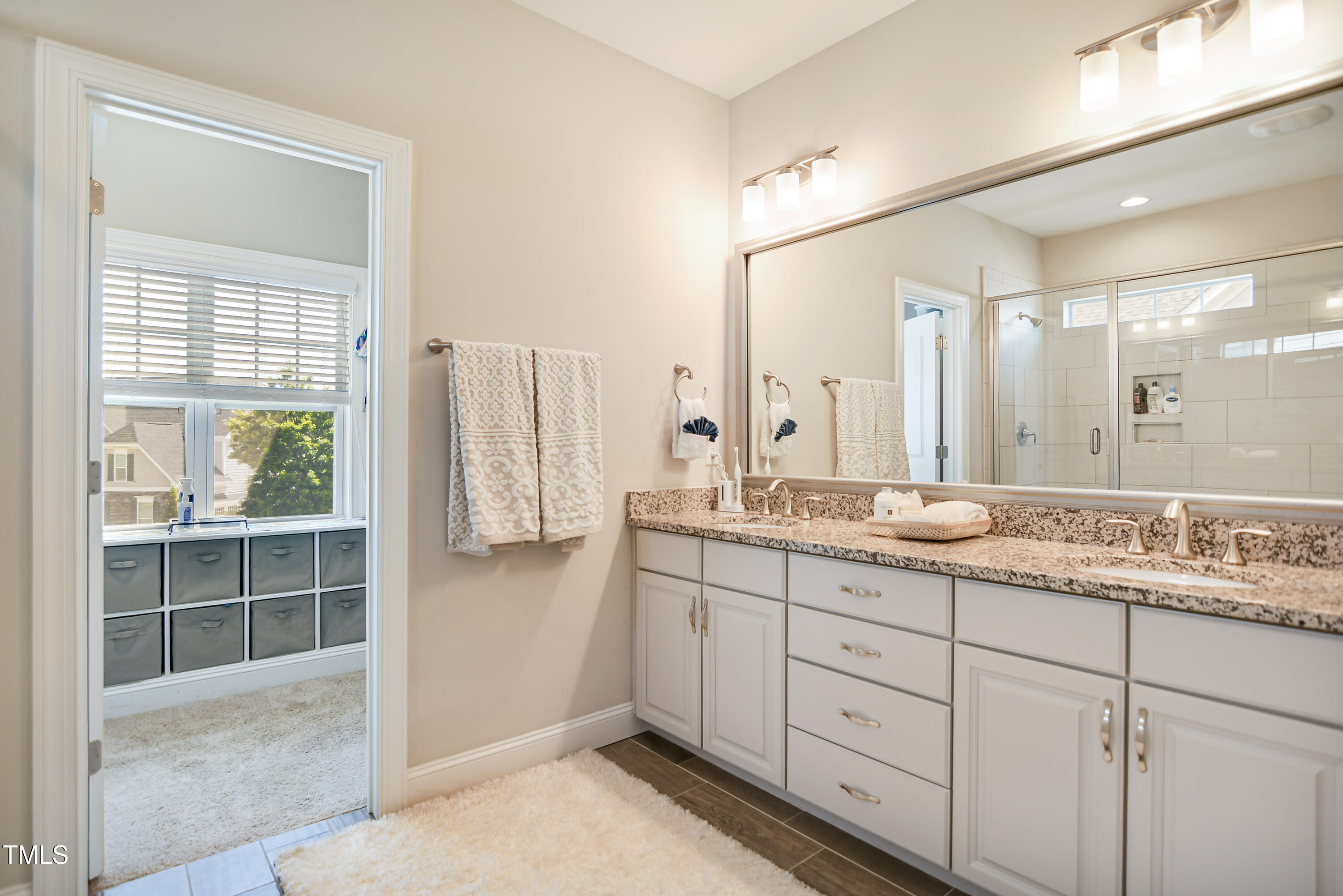 2601 Brookstone Rdg Loop Raleigh, NC 27613 - Photo 18 of 34 025