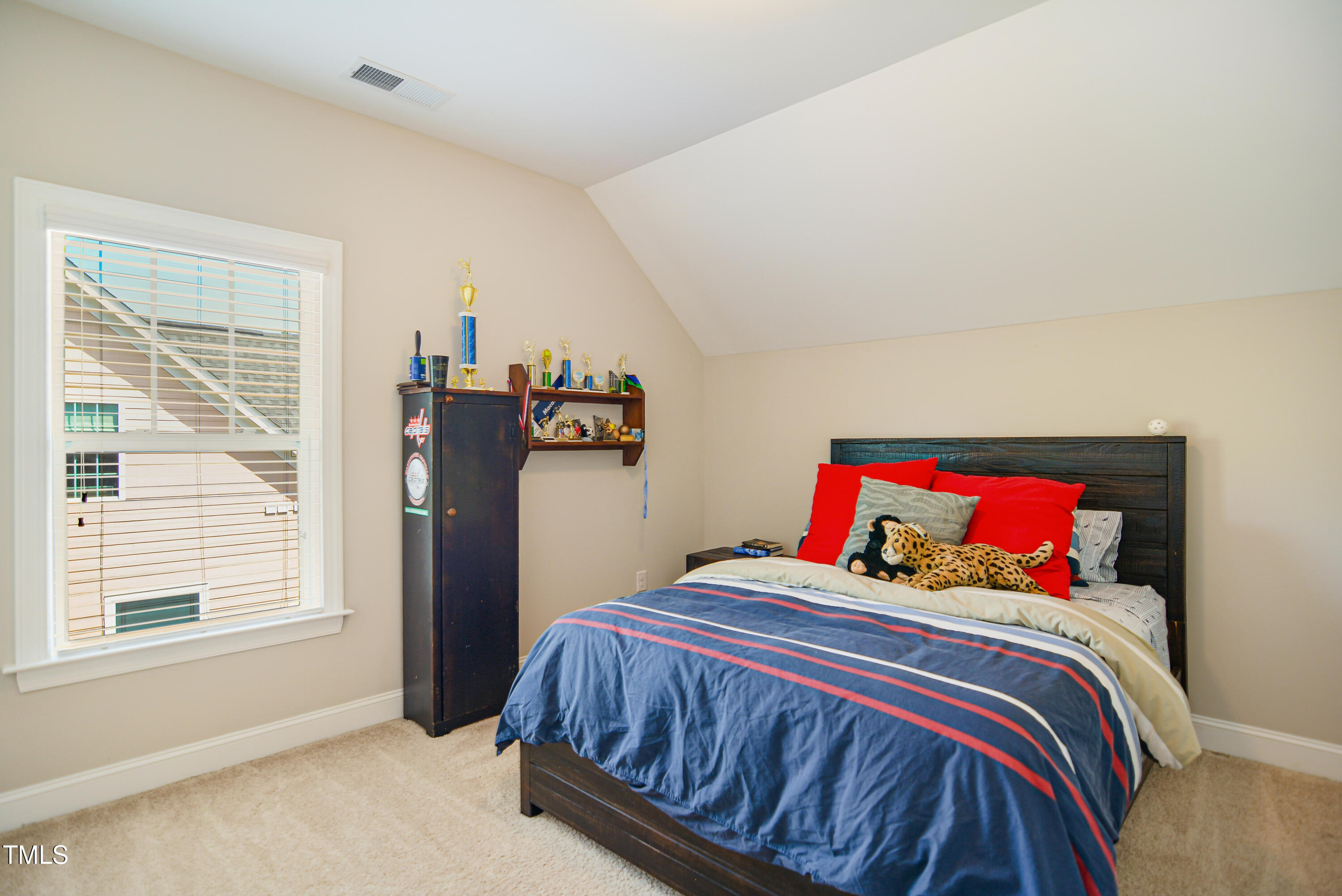 2601 Brookstone Rdg Loop Raleigh, NC 27613 - Photo 20 of 34 018