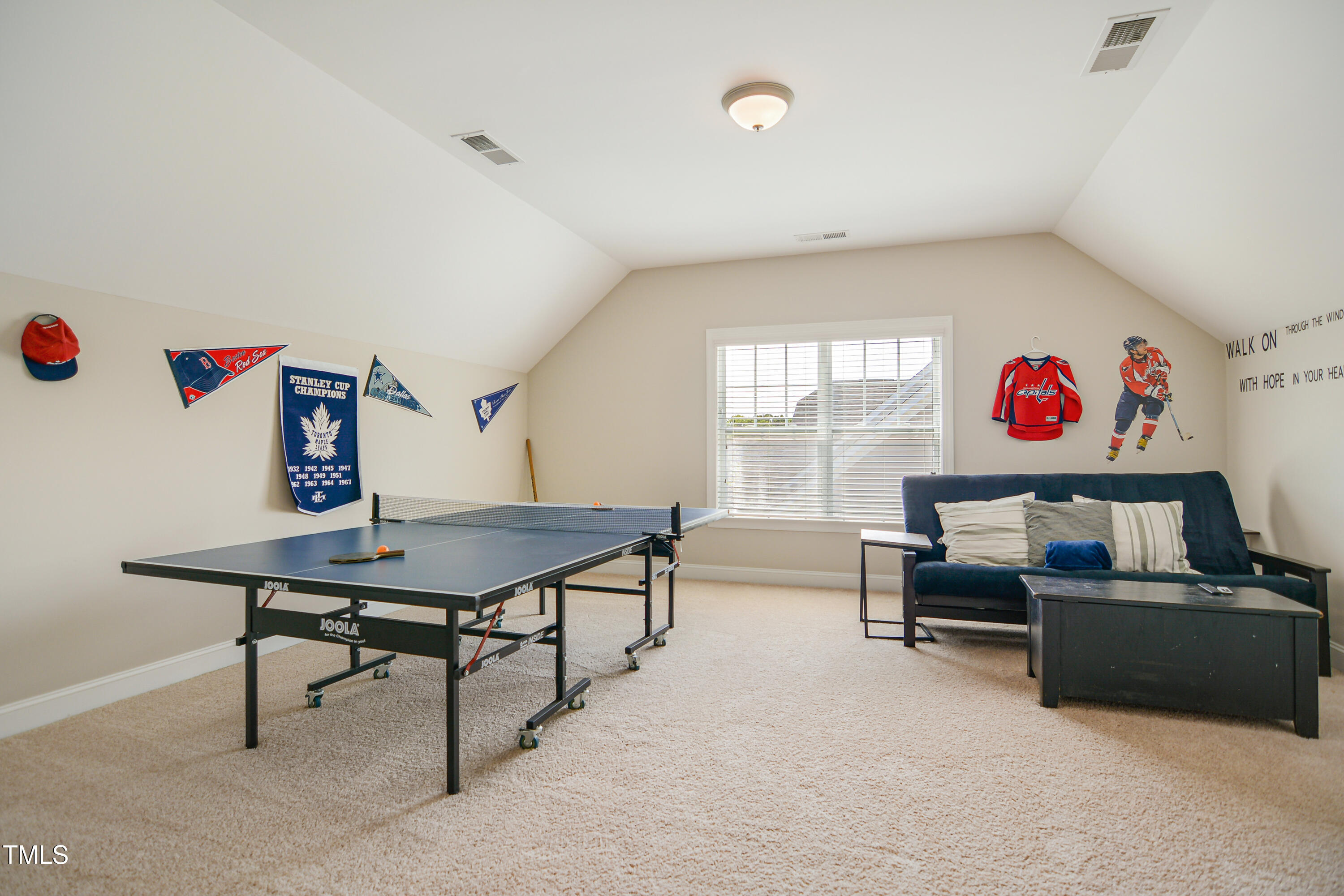 2601 Brookstone Rdg Loop Raleigh, NC 27613 - Photo 27 of 34 030