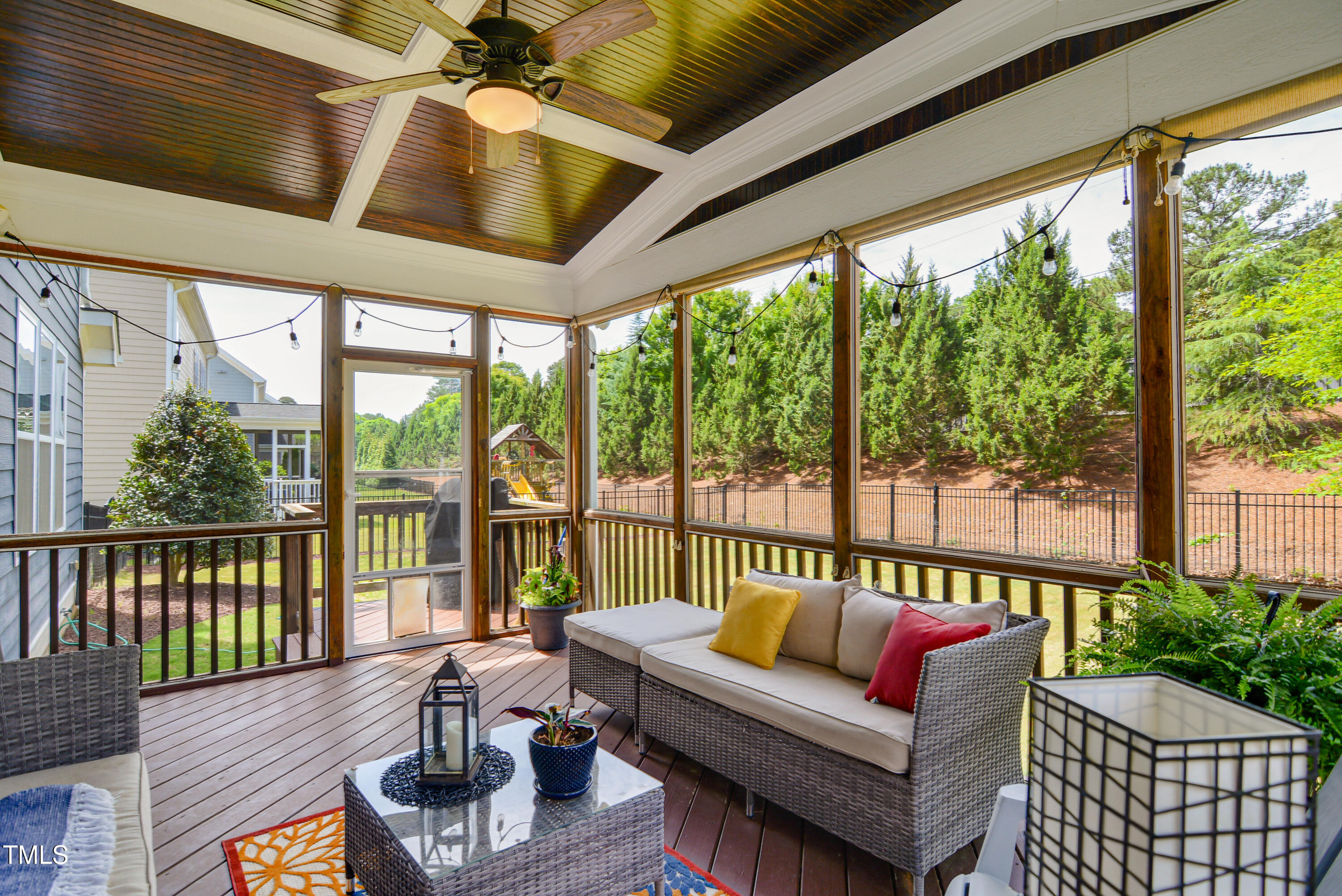 2601 Brookstone Rdg Loop Raleigh, NC 27613 - Photo 32 of 34 034