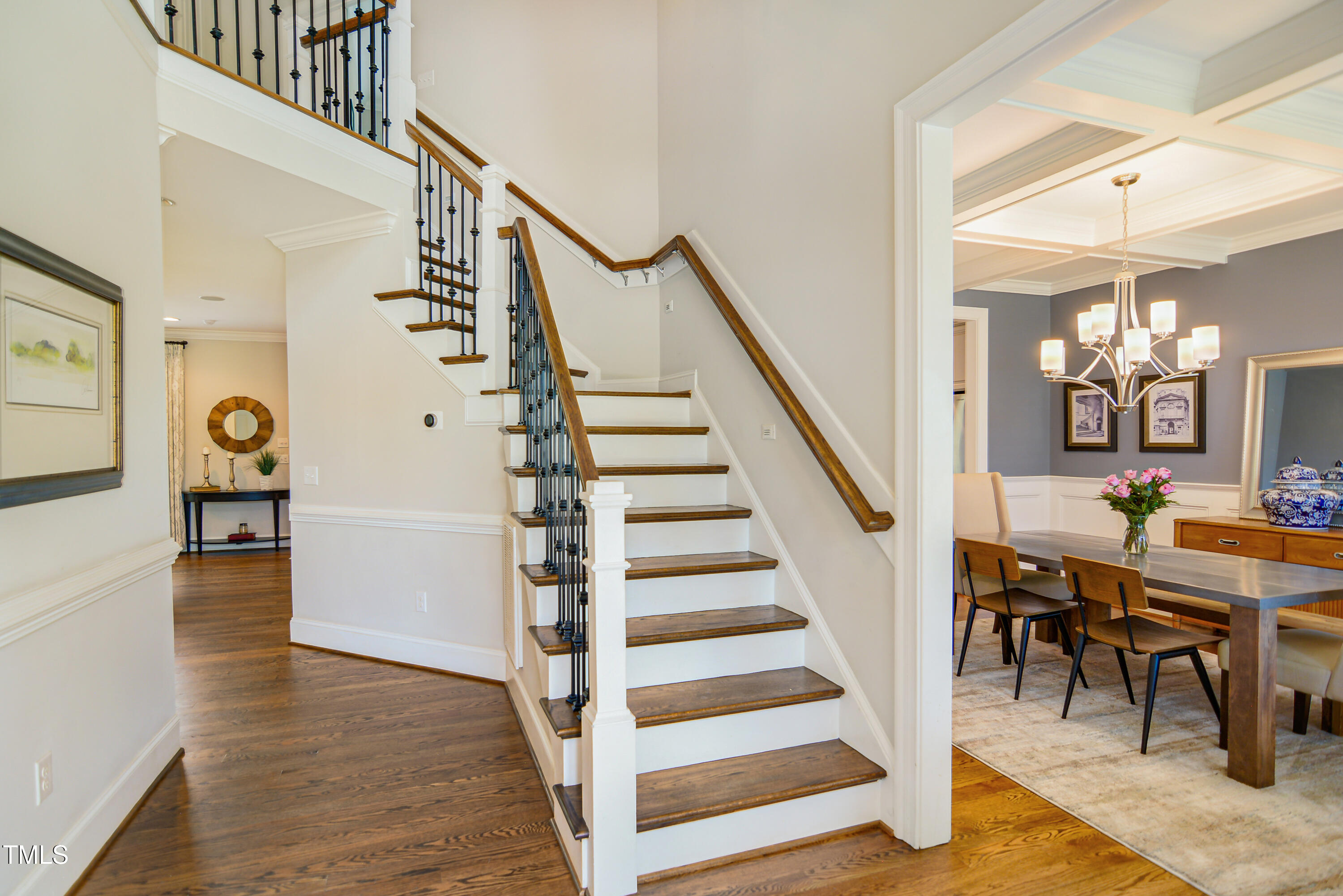 2601 Brookstone Rdg Loop Raleigh, NC 27613 - Photo 6 of 34 008