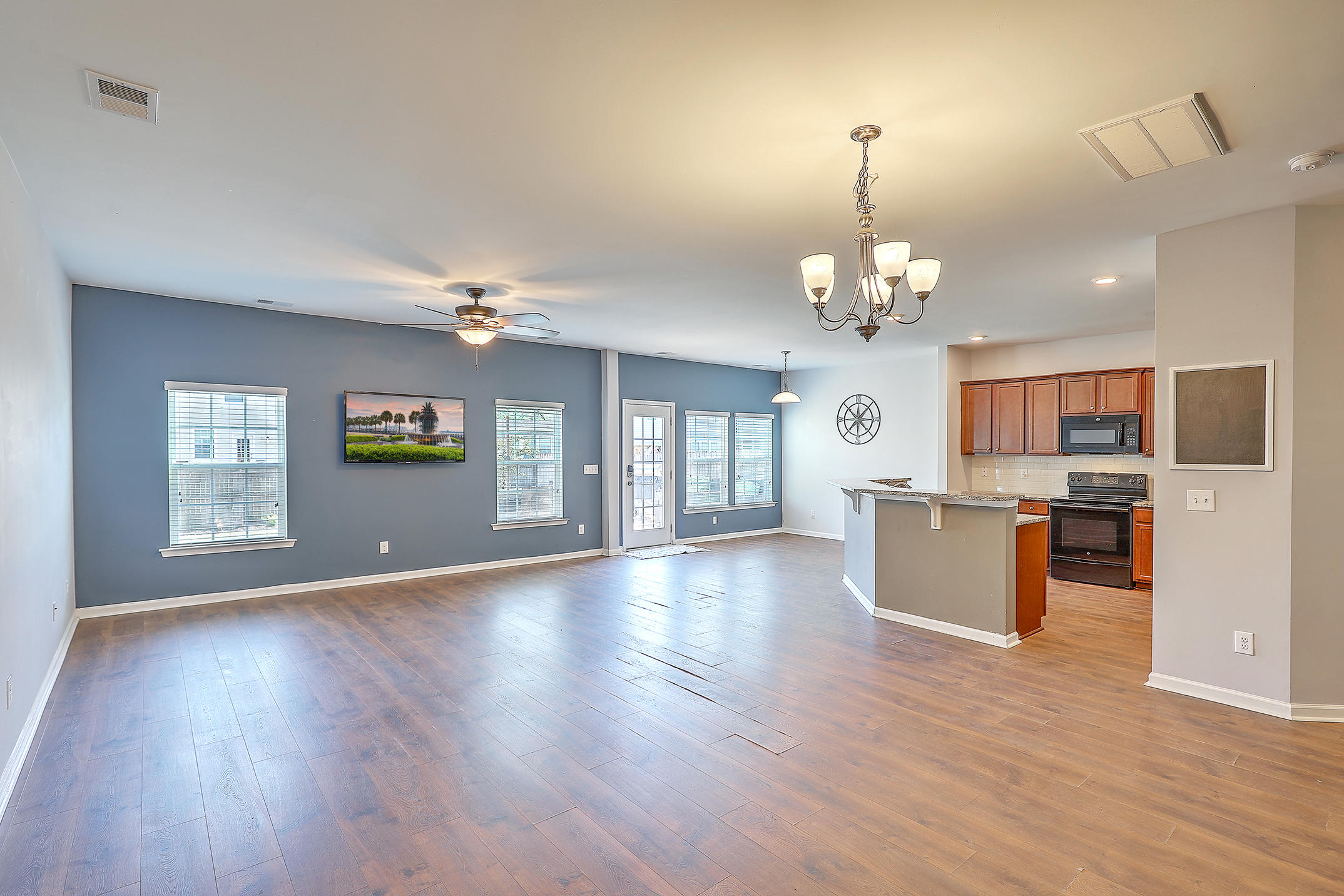 177 Emerald Isle Drive Moncks Corner, SC 29461 - Photo 7 of 33 1R3A5559_60_61_62_63_64_65