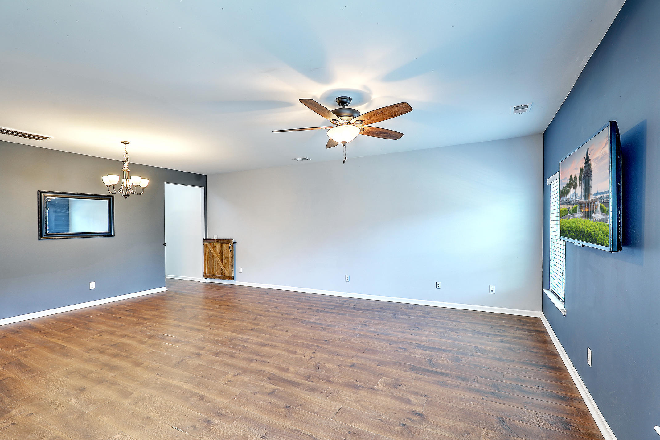 177 Emerald Isle Drive Moncks Corner, SC 29461 - Photo 9 of 33 1R3A5580_1_2_3_4_5_6