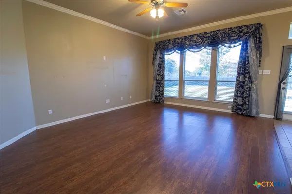 $489,000 | 7022 Valley Mist Drive, Temple, TX 76502