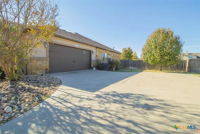 $510,000 | 7022 Valley Mist Drive, Temple, TX 76502