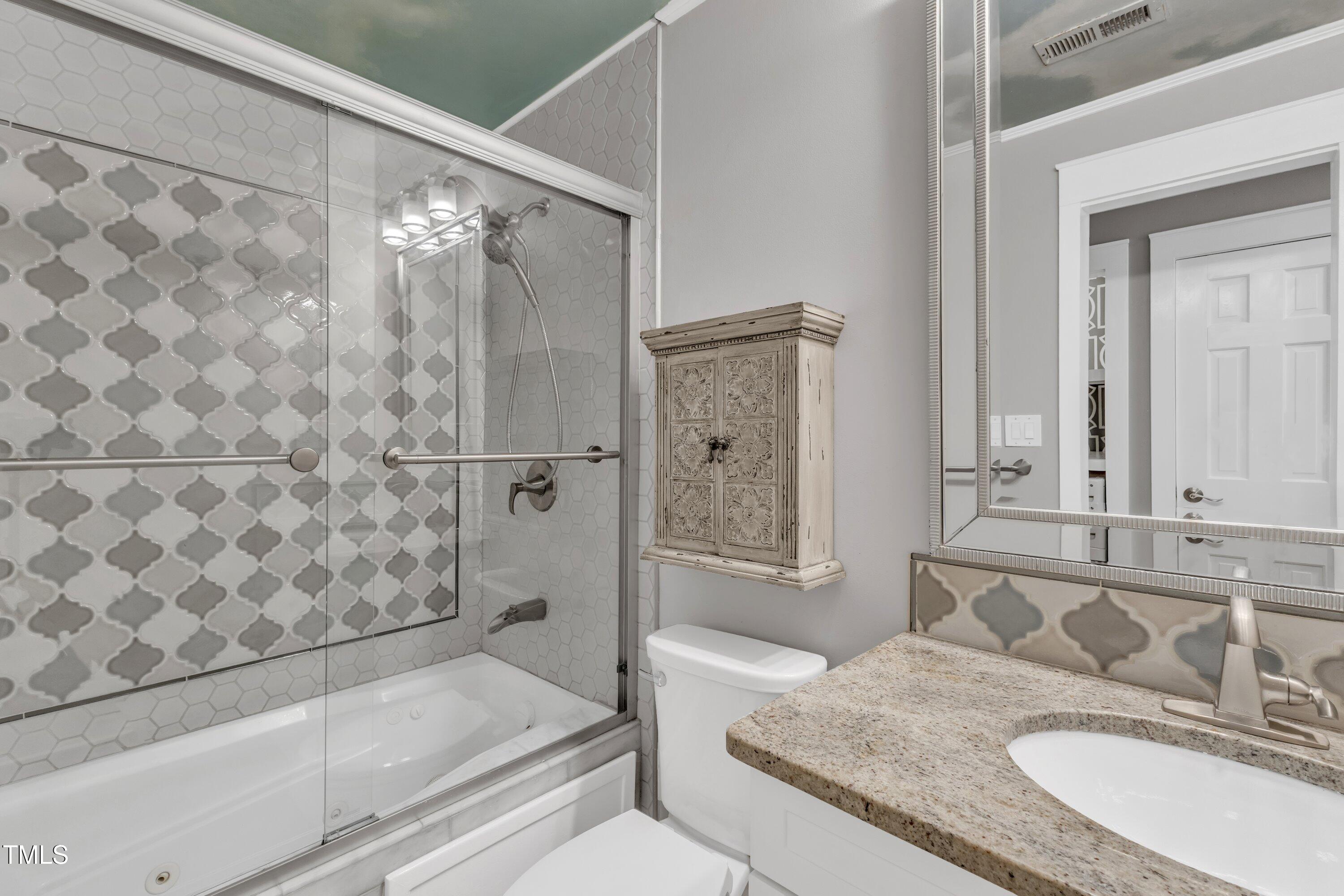 906 Albany Court Raleigh, NC 27615 - Photo 28 of 42 33-906 Albany-33