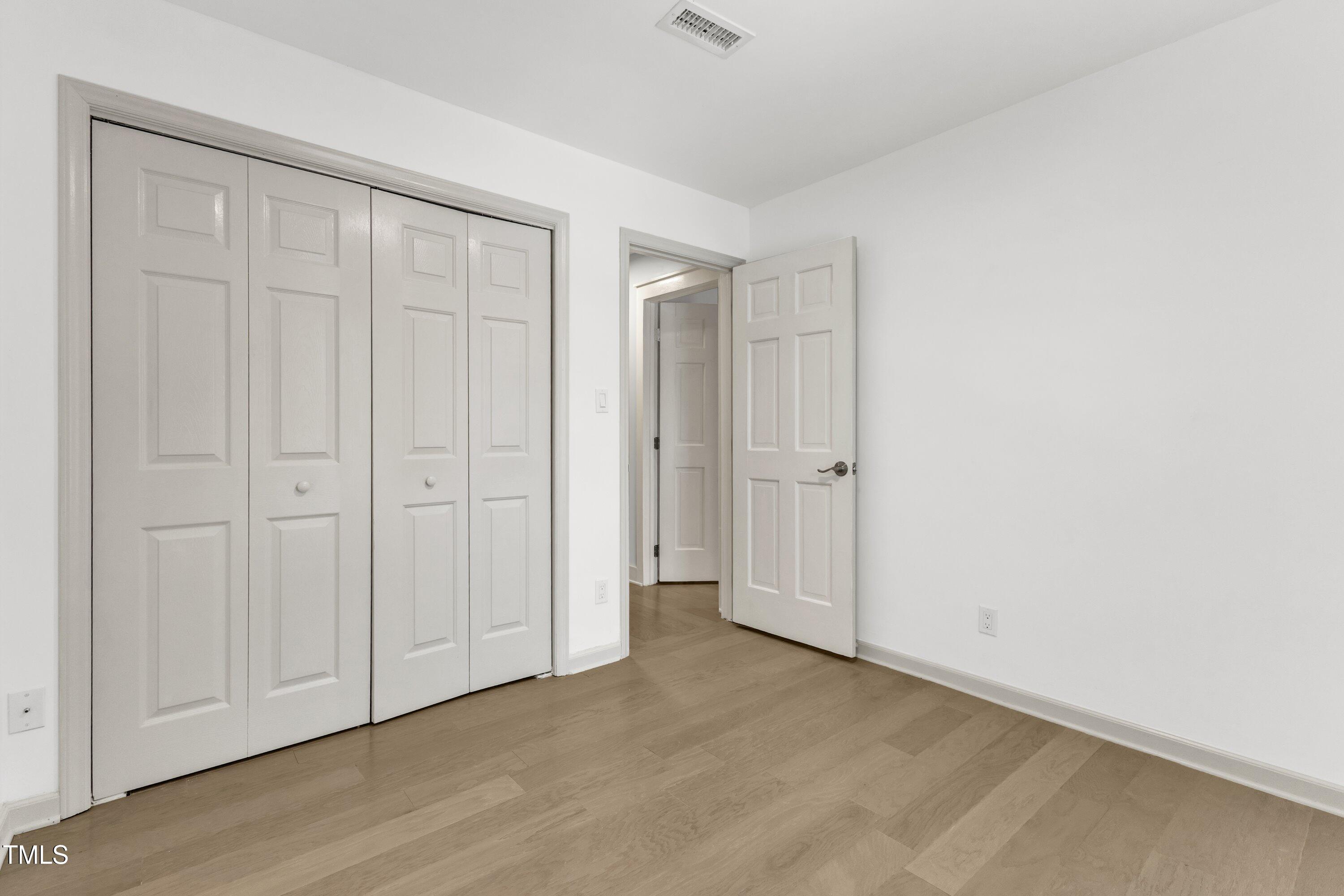 906 Albany Court Raleigh, NC 27615 - Photo 32 of 42 37-906 Albany-37