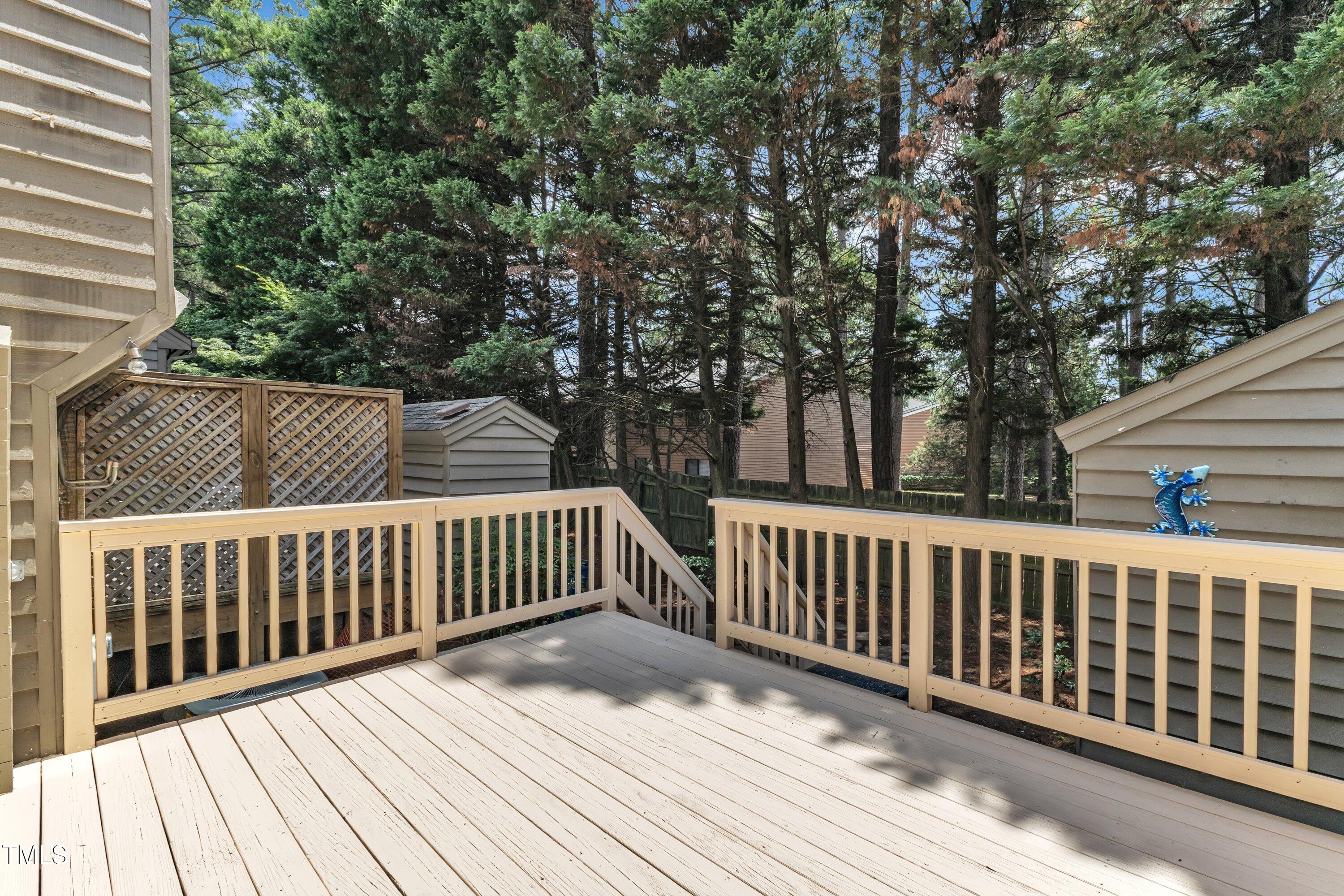 906 Albany Court Raleigh, NC 27615 - Photo 34 of 42 40-906 Albany-40