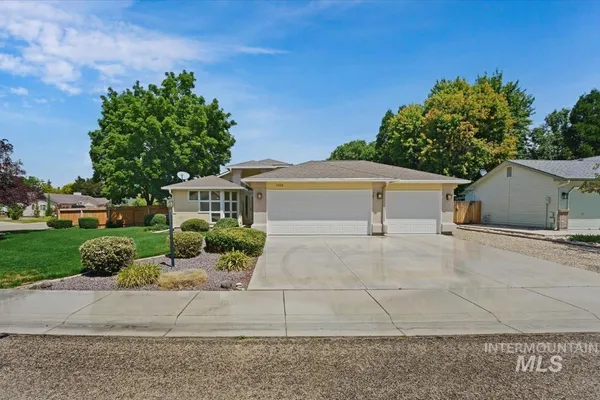 $525,000 | 1468 East Bishop Drive, Eagle, ID 83616