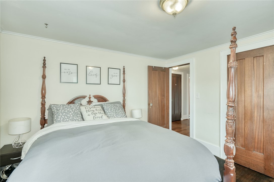 84 Falstaff Road Irondequoit, NY 14609 - Photo 20 of 48