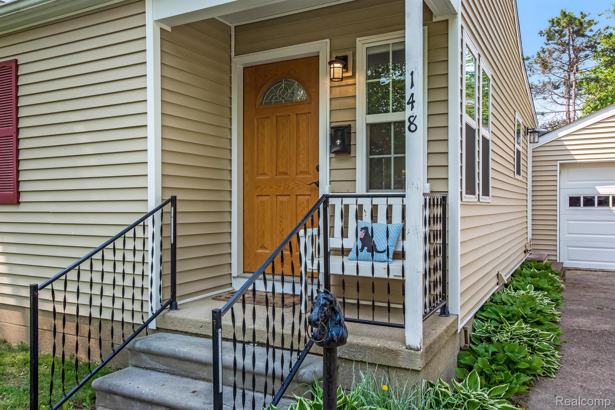 148 Croswell Street Romeo, MI 48065 - Photo 2 of 24 Gallery Image 2