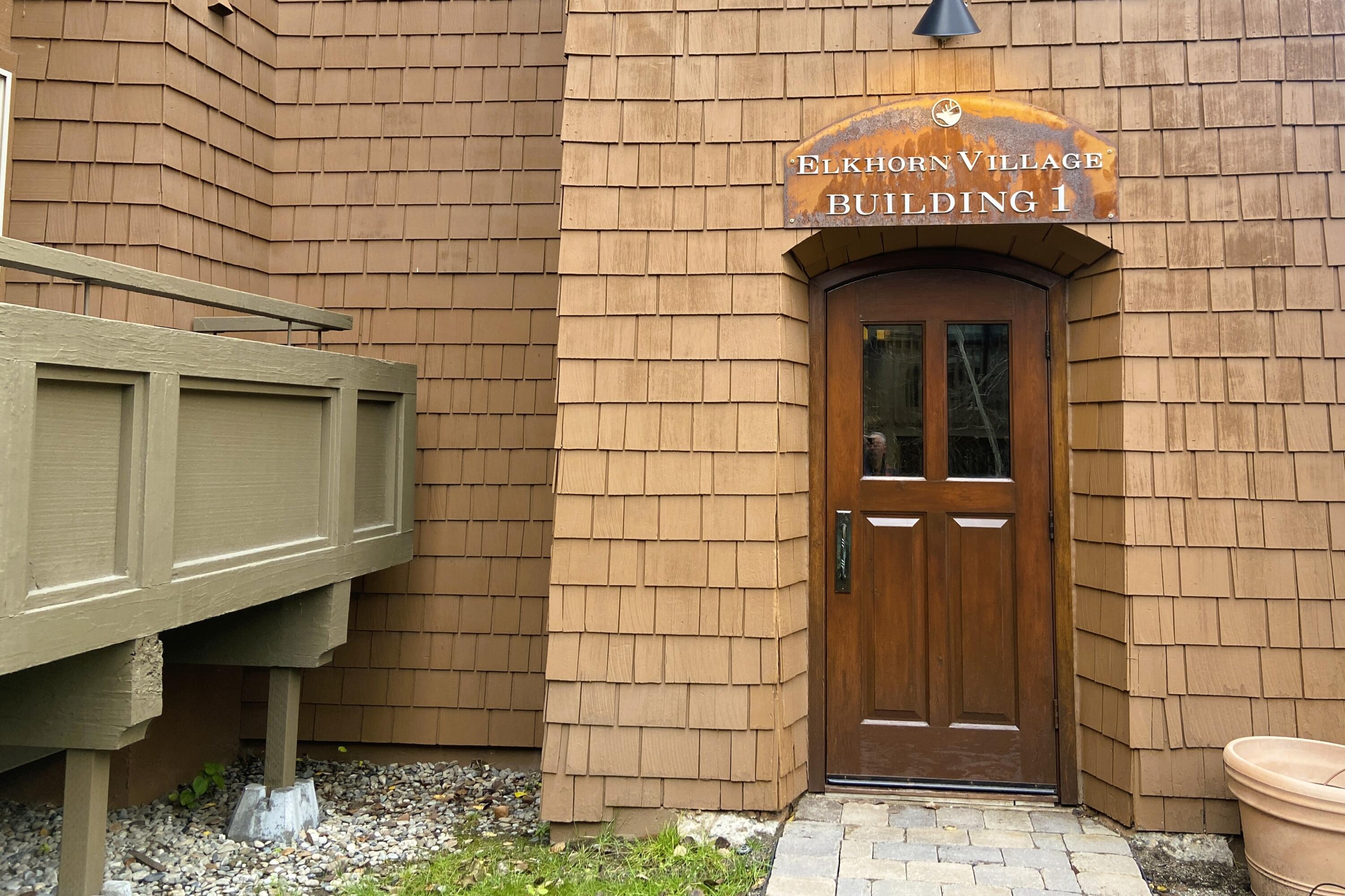 109 Village Way, Unit 3 Sun Valley, ID 83353 - Photo 8 of 14 Building 1 Entrance