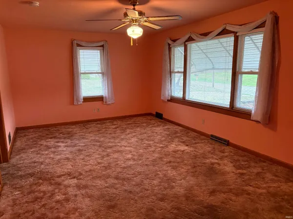 $199,900 | 1039 2nd Avenue, Jasper, IN 47546
