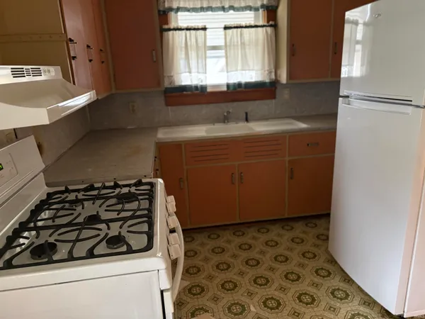 $199,900 | 1039 2nd Avenue, Jasper, IN 47546