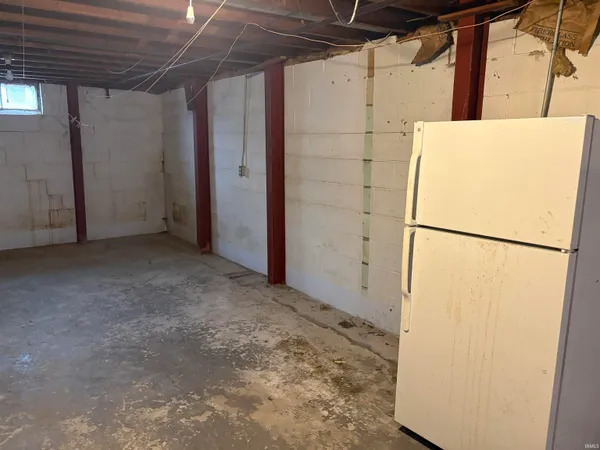 $199,900 | 1039 2nd Avenue, Jasper, IN 47546