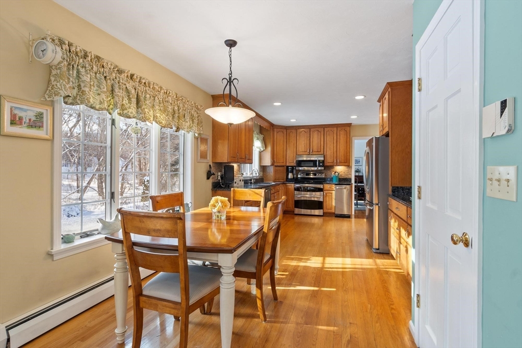 20 Meadow Road Beverly, MA 01915 - Photo 12 of 42 Gallery Image 12