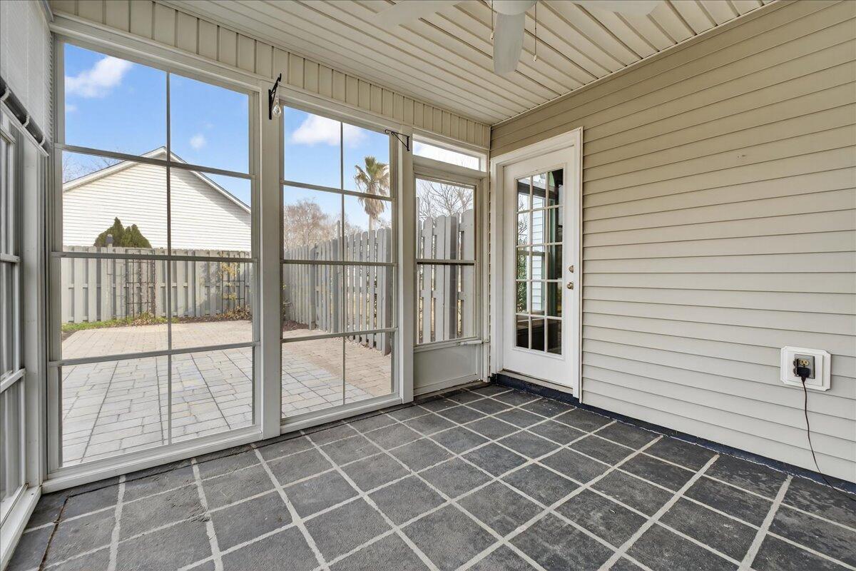 201 Ash Court Summerville, SC 29486 - Photo 18 of 54 19-Maddie Breggia - DSC04049