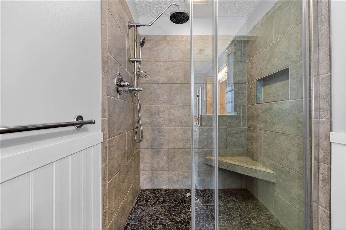 201 Ash Court Summerville, SC 29486 - Photo 30 of 54 31-Maddie Breggia - DSC04085