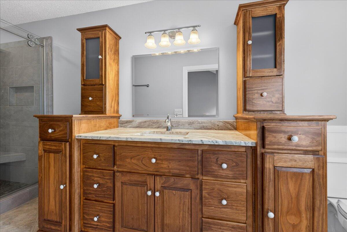 201 Ash Court Summerville, SC 29486 - Photo 32 of 54 33-Maddie Breggia - DSC04091