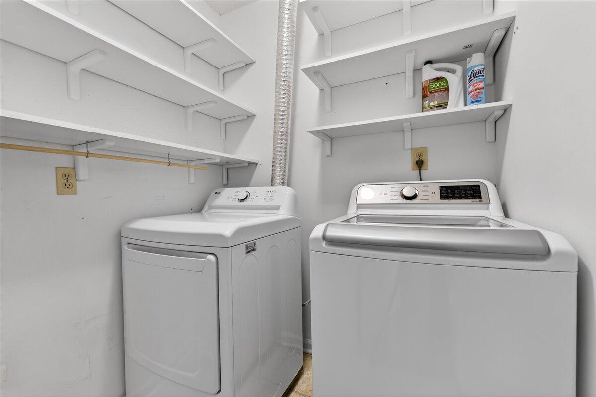 201 Ash Court Summerville, SC 29486 - Photo 33 of 54 35-Maddie Breggia - DSC04097