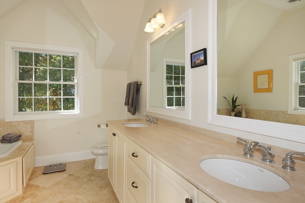 15 Old Farm Road Dover, MA 02030 - Photo 20 of 24 Gallery Image 20