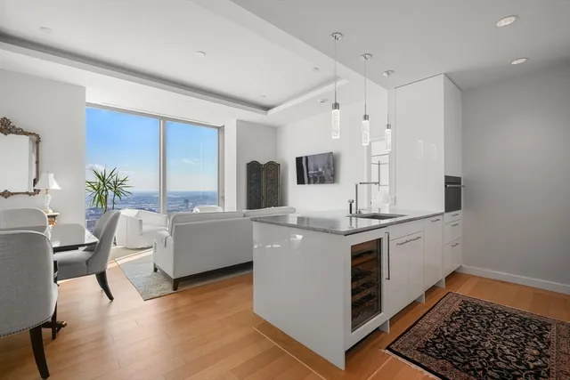 $3,990,000 | 1 Dalton Street, Unit 4204, Boston, MA 02115