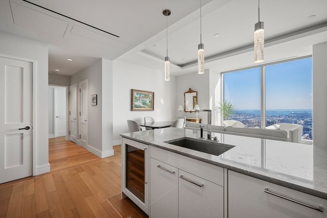 $3,990,000 | 1 Dalton Street, Unit 4204, Boston, MA 02115