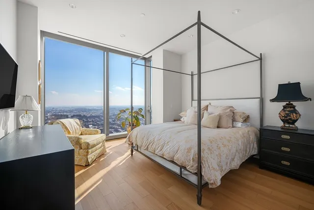 $3,990,000 | 1 Dalton Street, Unit 4204, Boston, MA 02115