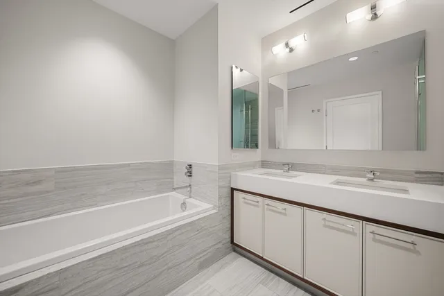 $3,990,000 | 1 Dalton Street, Unit 4204, Boston, MA 02115