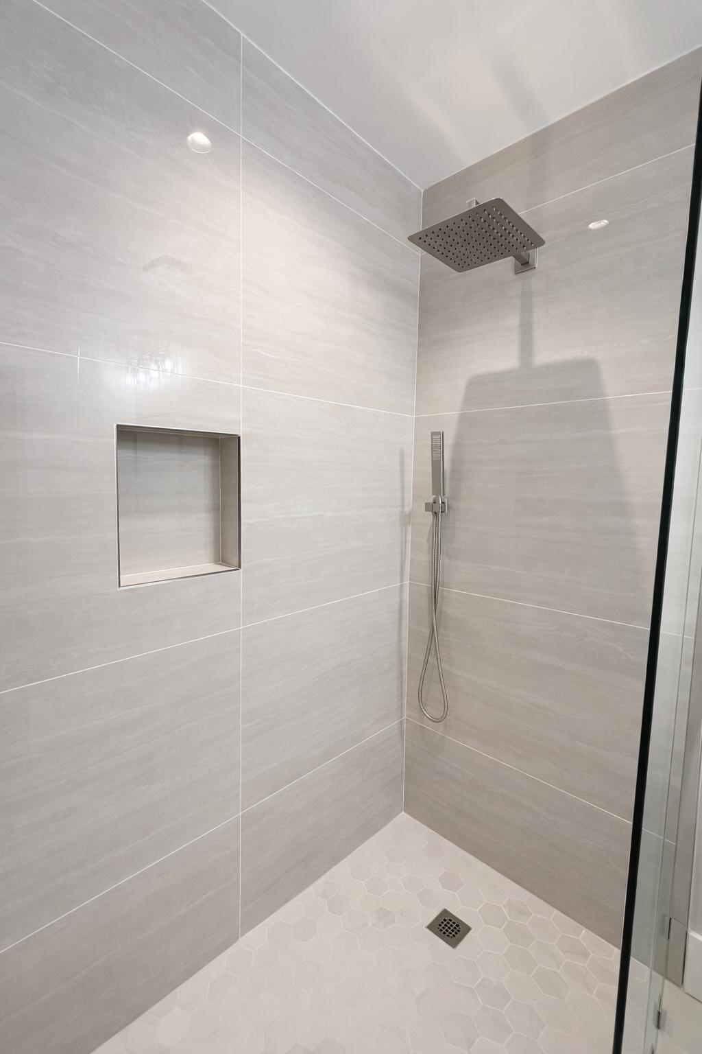 18765 Candlewick Drive Boca Raton, FL 33496 - Photo 14 of 16 8F182EE6-0C39-4D0F-BD3C-174C4F2F267D