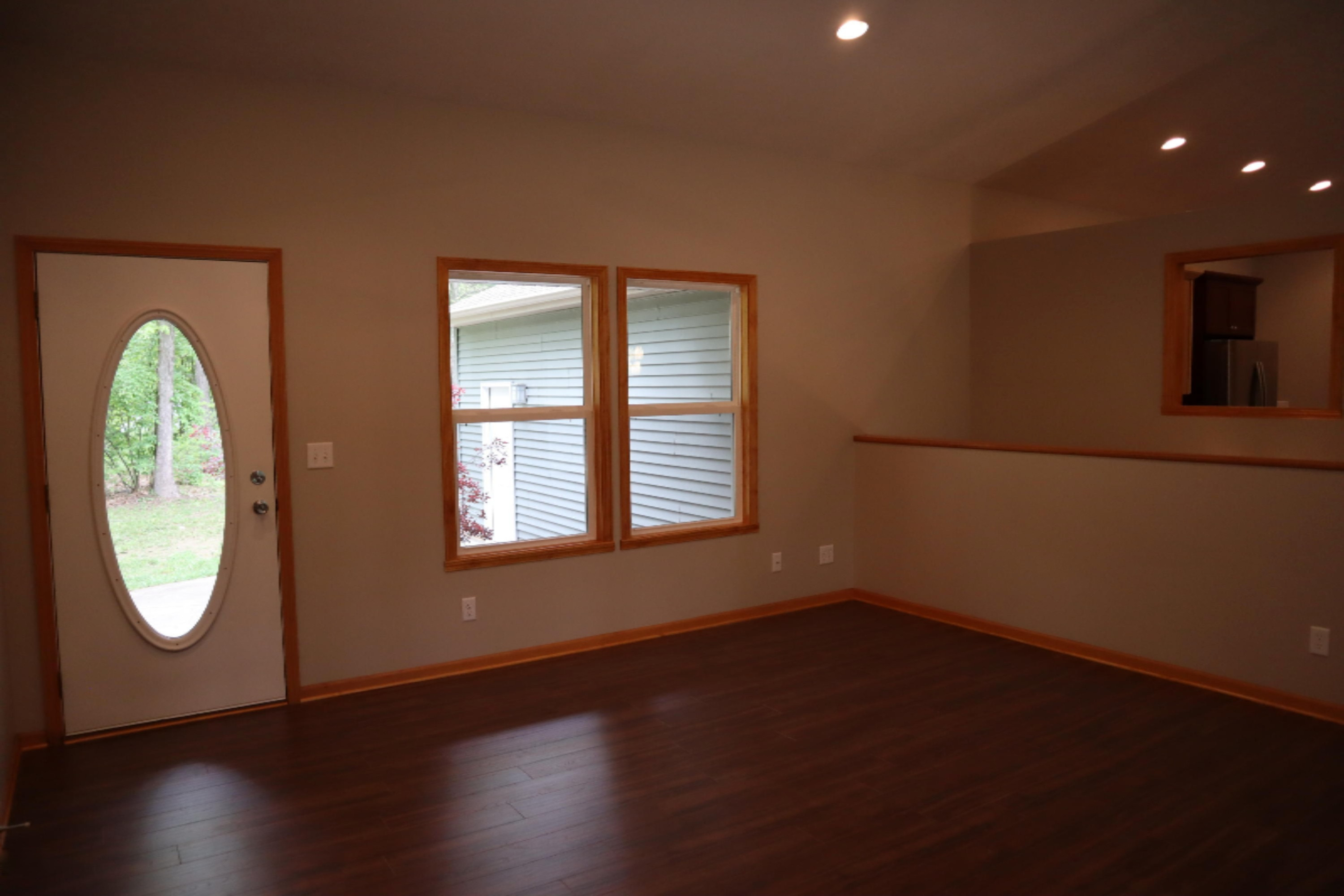 416 East River Road Muskegon, MI 49445 - Photo 4 of 24 IMG_1860