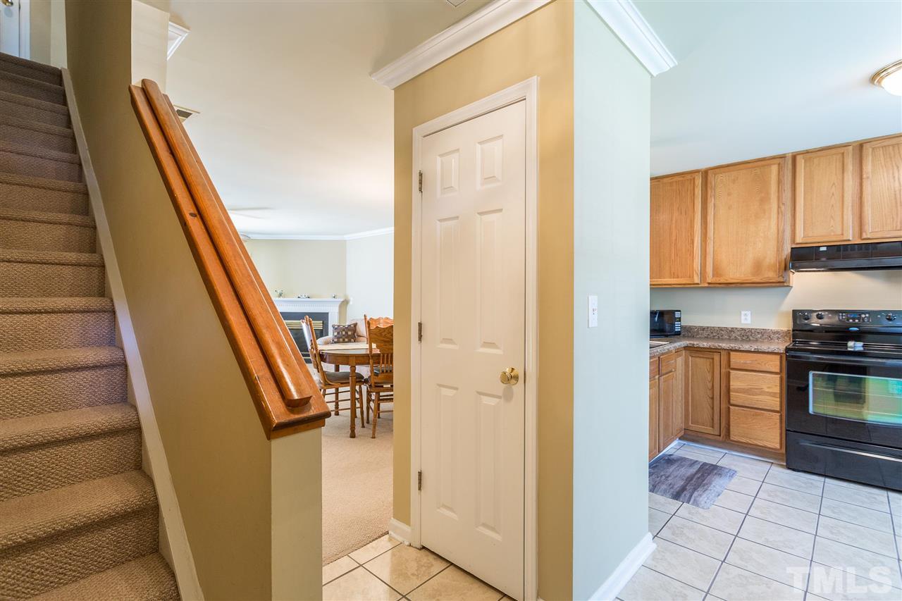 5541 Fieldcross Court Raleigh, NC 27610 - Photo 7 of 25 Gallery Image 7