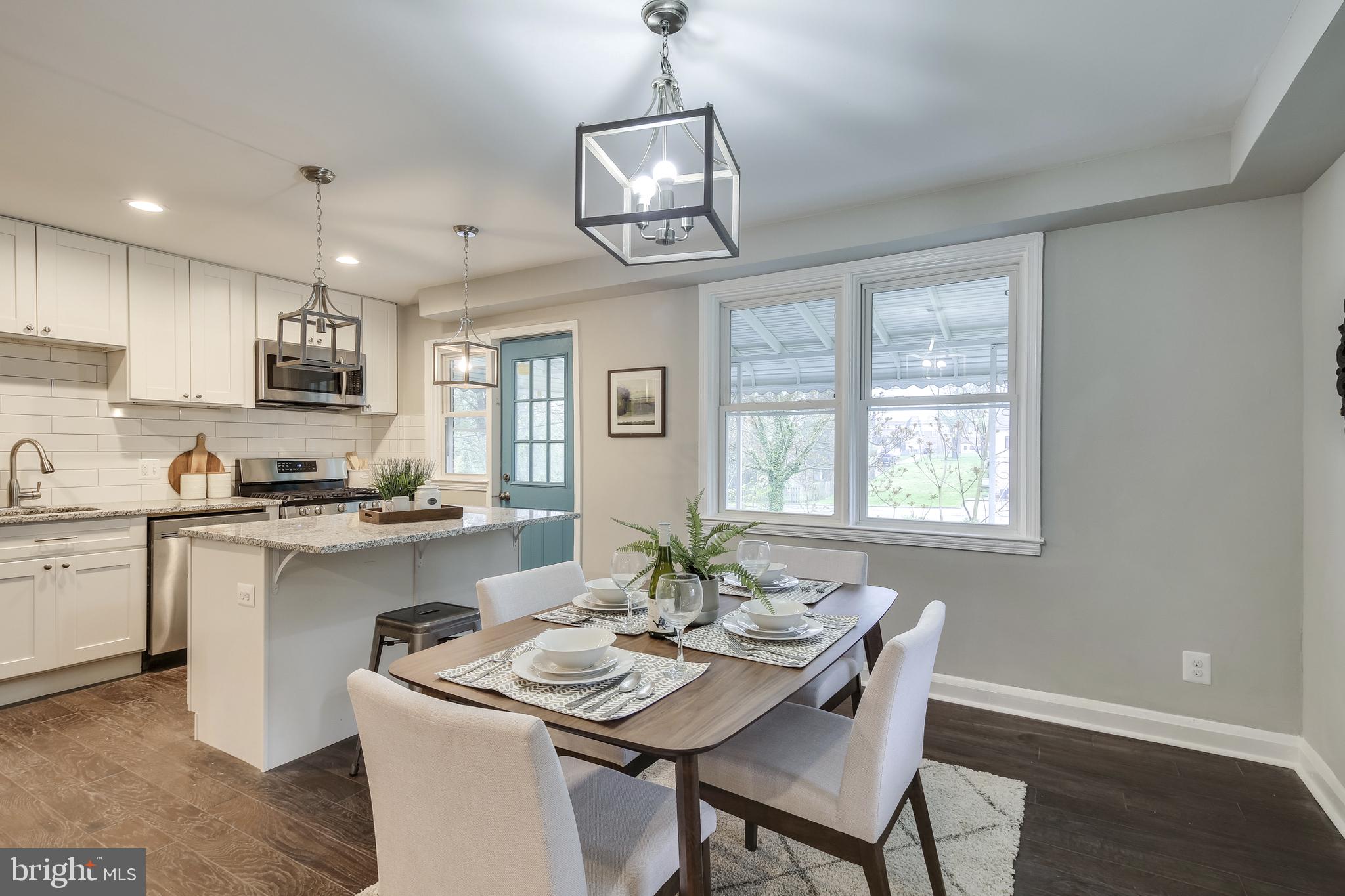 724 Wicklow Road Baltimore, MD 21229 - Photo 3 of 28 Kitchen Dining Combo