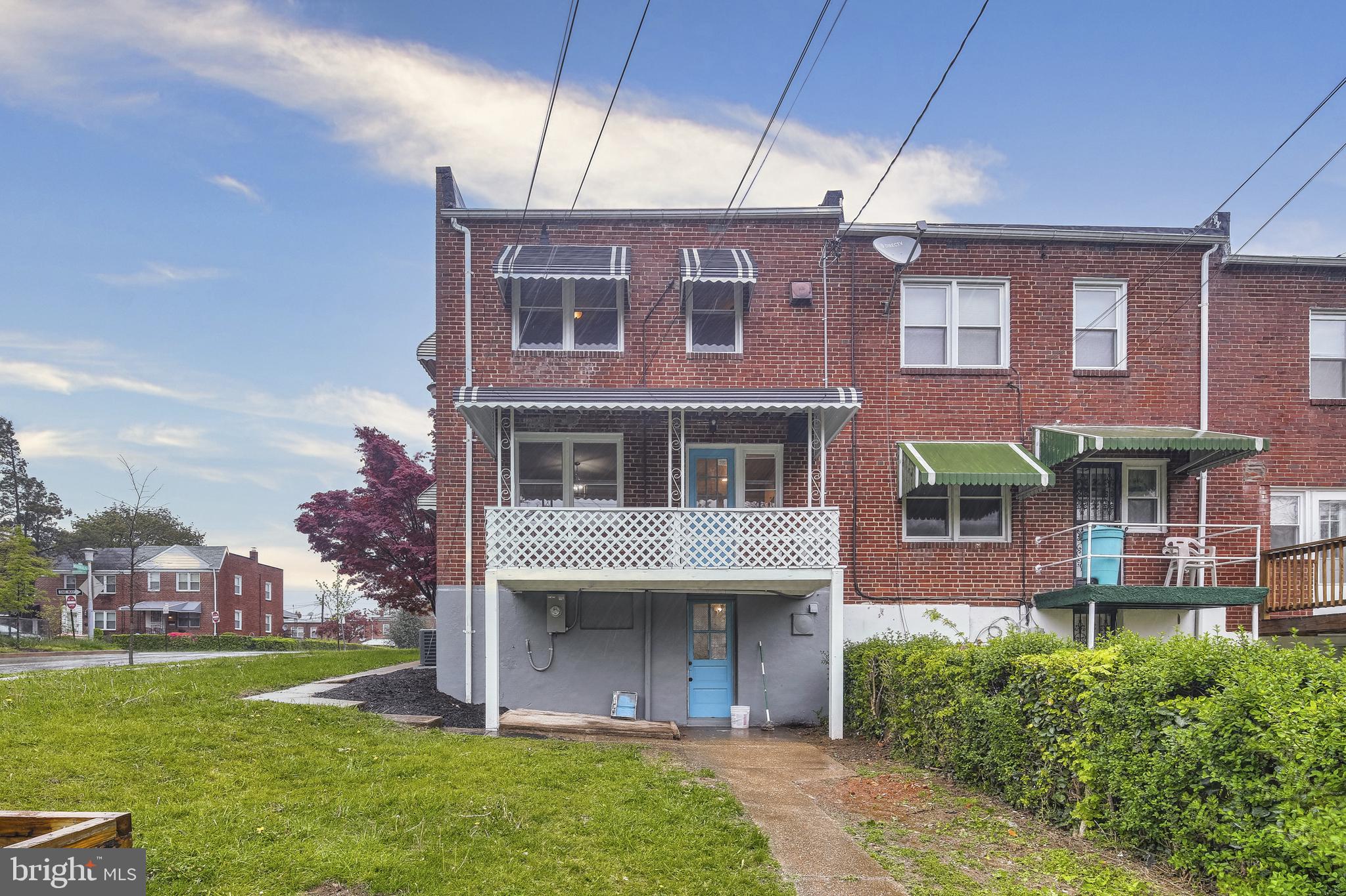 724 Wicklow Road Baltimore, MD 21229 - Photo 24 of 28 Rear View With Coverd Deck