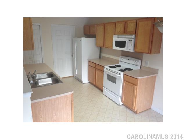 2636 Captains Watch Road Northeast Kannapolis, NC 28083 - Photo 3 of 16