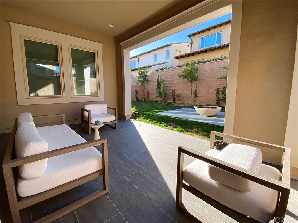 85 Rockinghorse Irvine, CA 92602 - Photo 33 of 33 Overview of Backyard