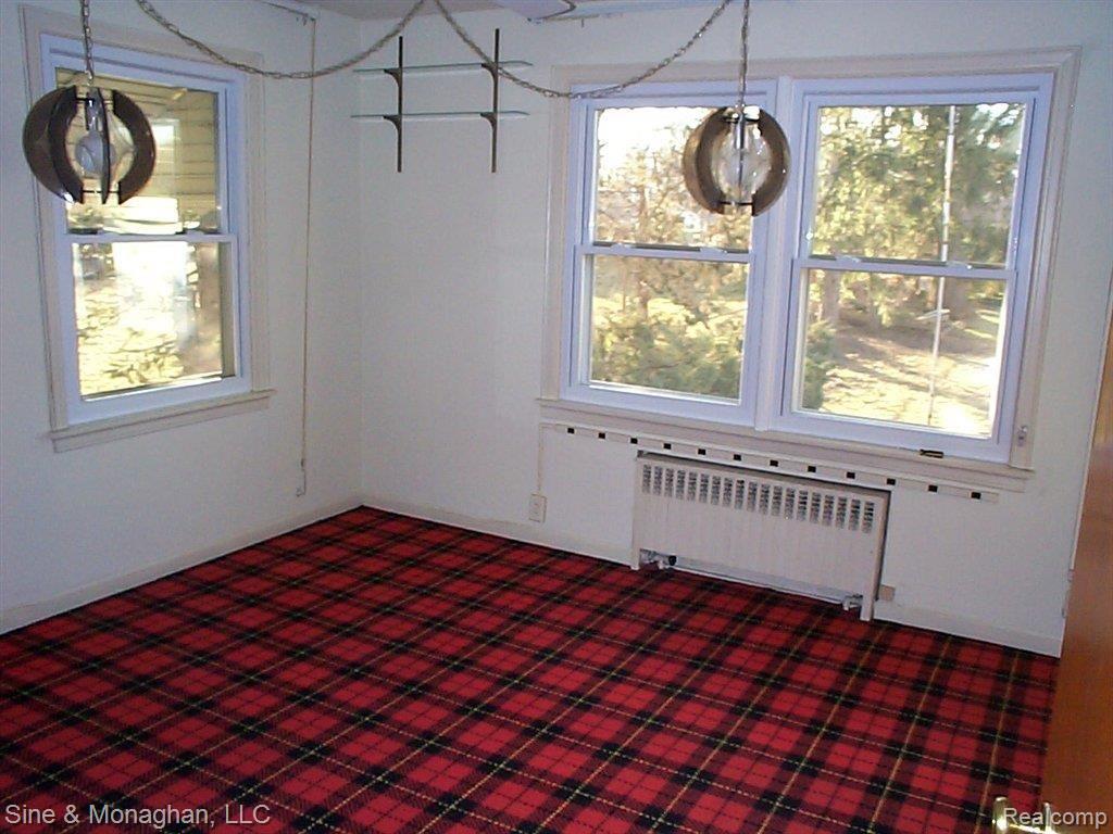 1413 River Road St. Clair, MI 48079 - Photo 9 of 25 9 BEDROOM 2 1413 River Rd.jpg