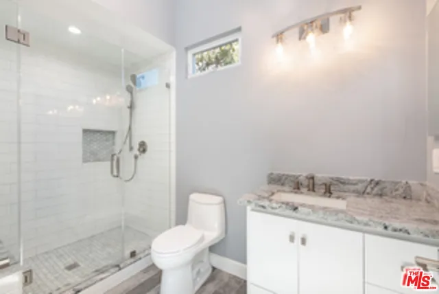 $2,895 | 7851 Airlane Avenue, Los Angeles, CA 90045