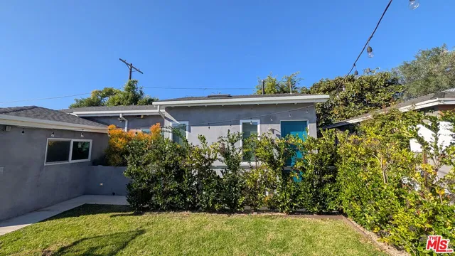 $2,895 | 7851 Airlane Avenue, Los Angeles, CA 90045
