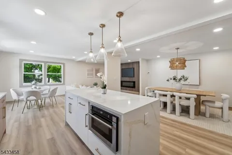 $1,195,000 | 15 Elberta Road, Maplewood, NJ 07040