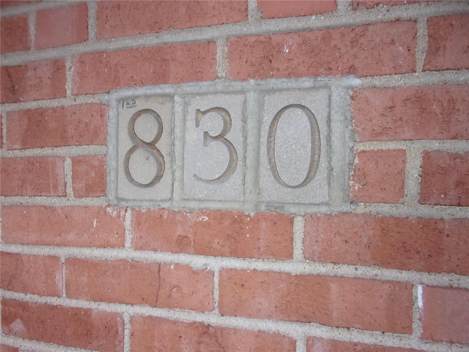 830 Chain Of Rocks Drive St. Louis, MO 63137 - Photo 2 of 4 Gallery Image 2