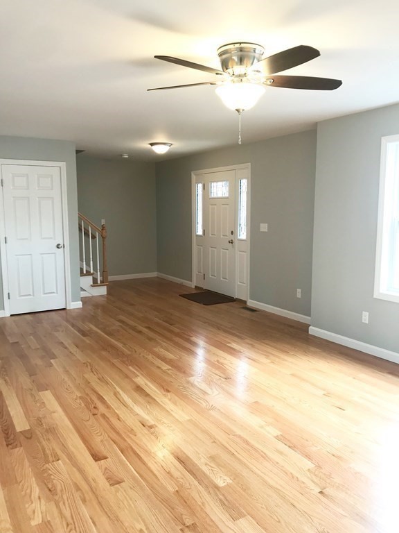 39 Pulaski Street Fall River, MA 02721 - Photo 4 of 5