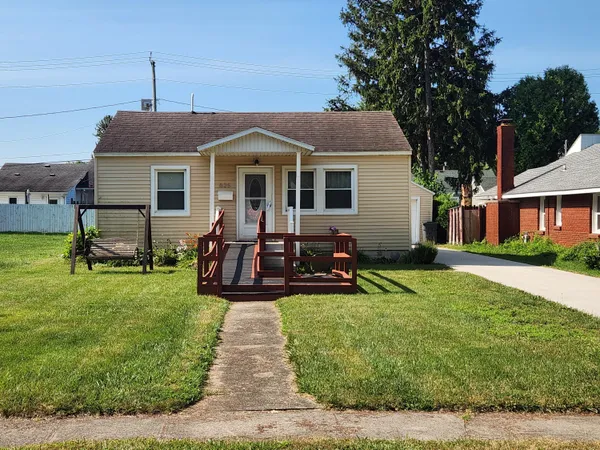$154,900 | 825 West Washington Street, Rensselaer, IN 47978