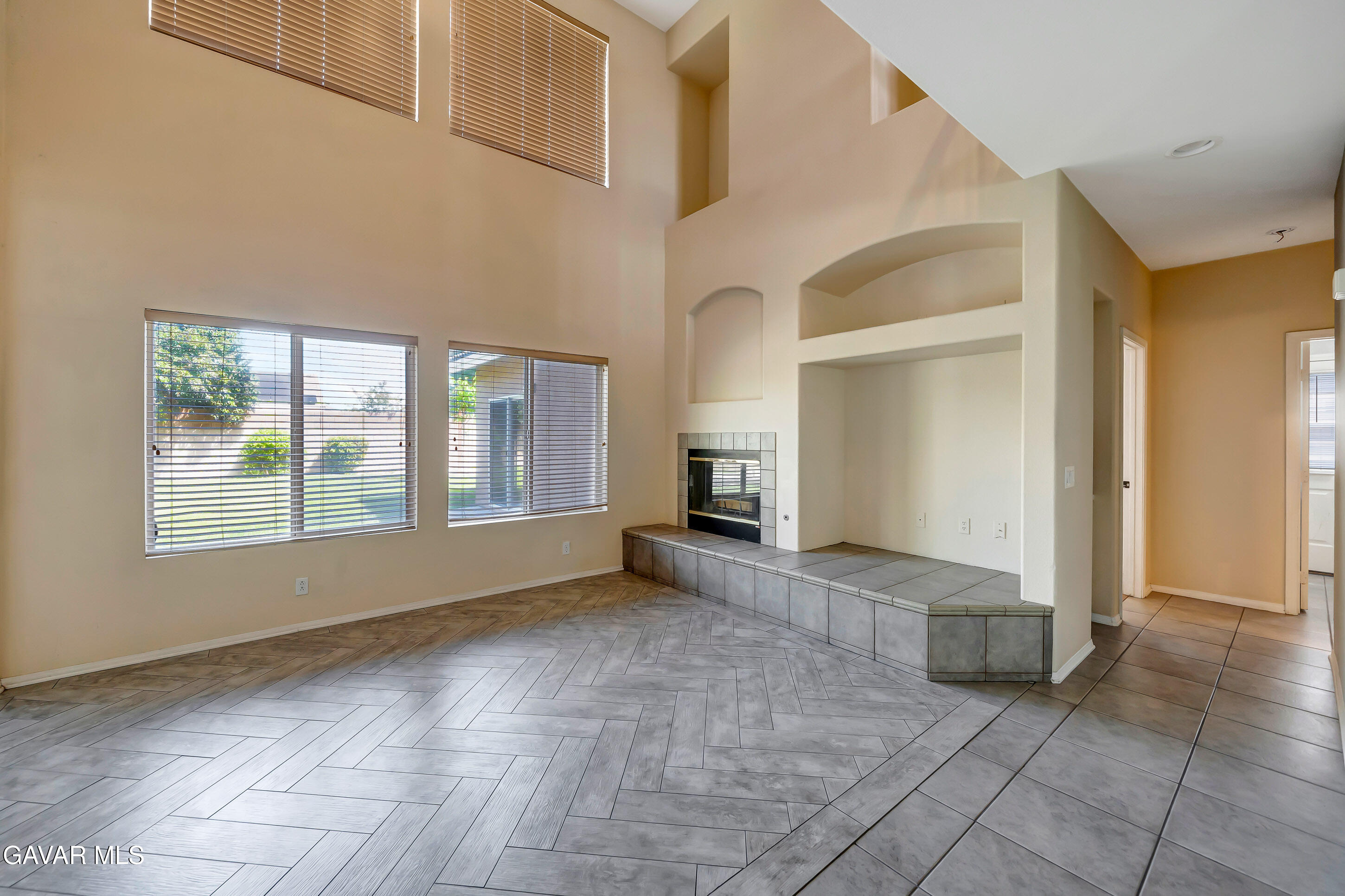 43826 Generation Avenue Lancaster, CA 93536 - Photo 14 of 61 SkyFilm_ 12