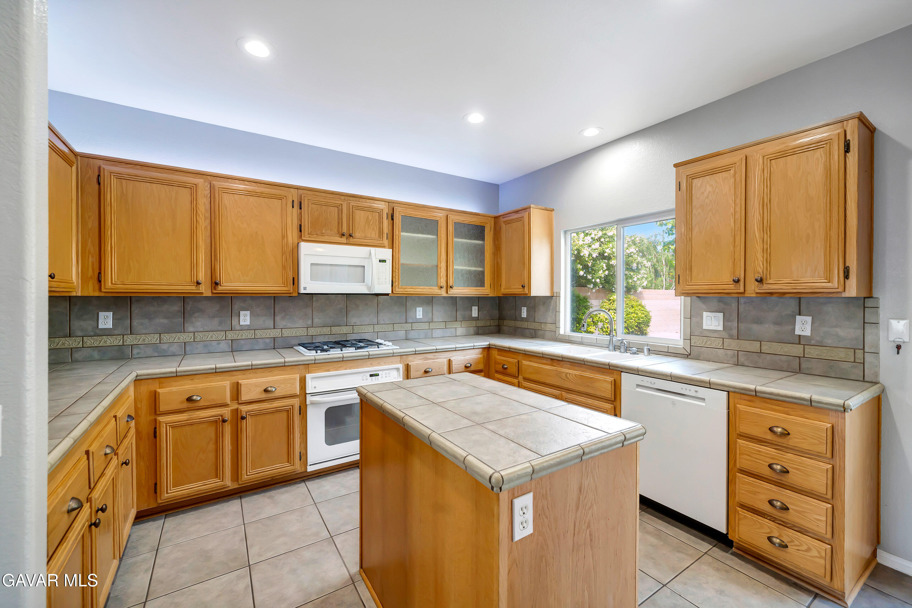 43826 Generation Avenue Lancaster, CA 93536 - Photo 23 of 61 SkyFilm_ 21