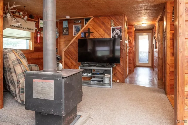 $389,000 | 128 Central Avenue, Webb, NY 13331