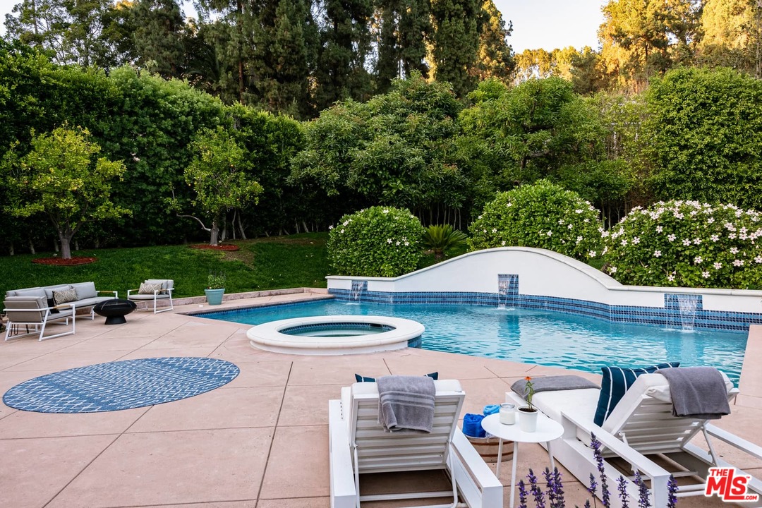 1254 Roscomare Road Los Angeles, CA 90077 - Photo 2 of 54 Gallery Image 2