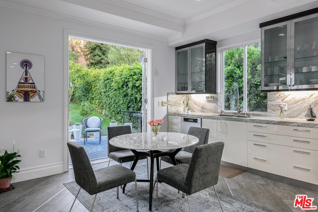 1254 Roscomare Road Los Angeles, CA 90077 - Photo 14 of 54 Gallery Image 14